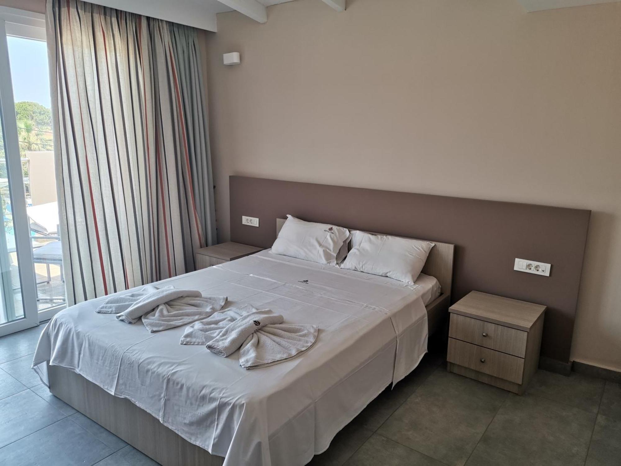 Apollon Hotel Planos  Room photo